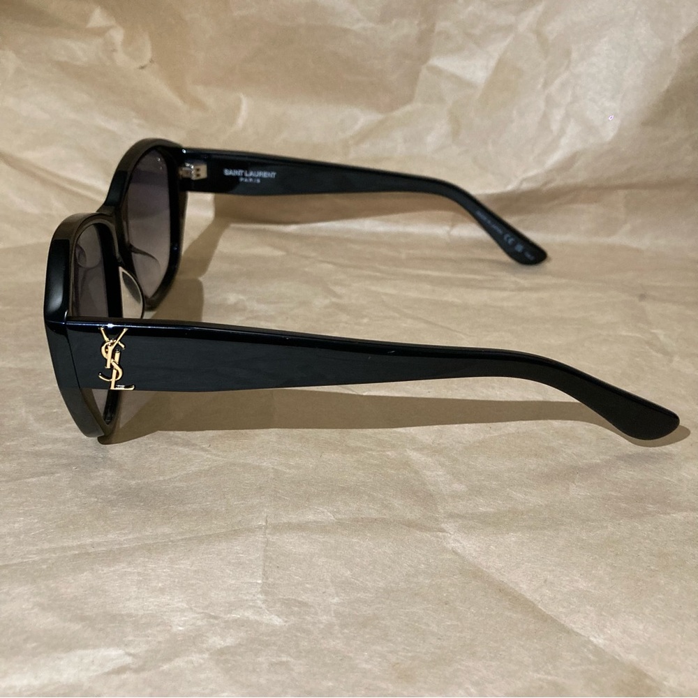 YSL sunglasses - Picture 3 of 10